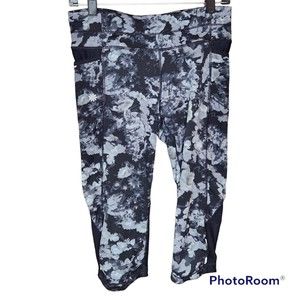 Athleta Woman’s Athletic Sporty Marble Capri Workout Leggings Size Small